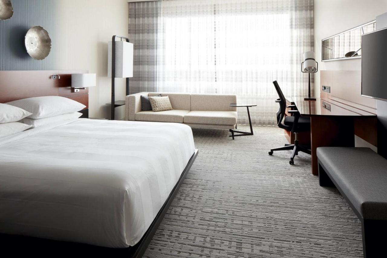 Marriott Montreal Airport In-Terminal Hotel Dorval Kültér fotó