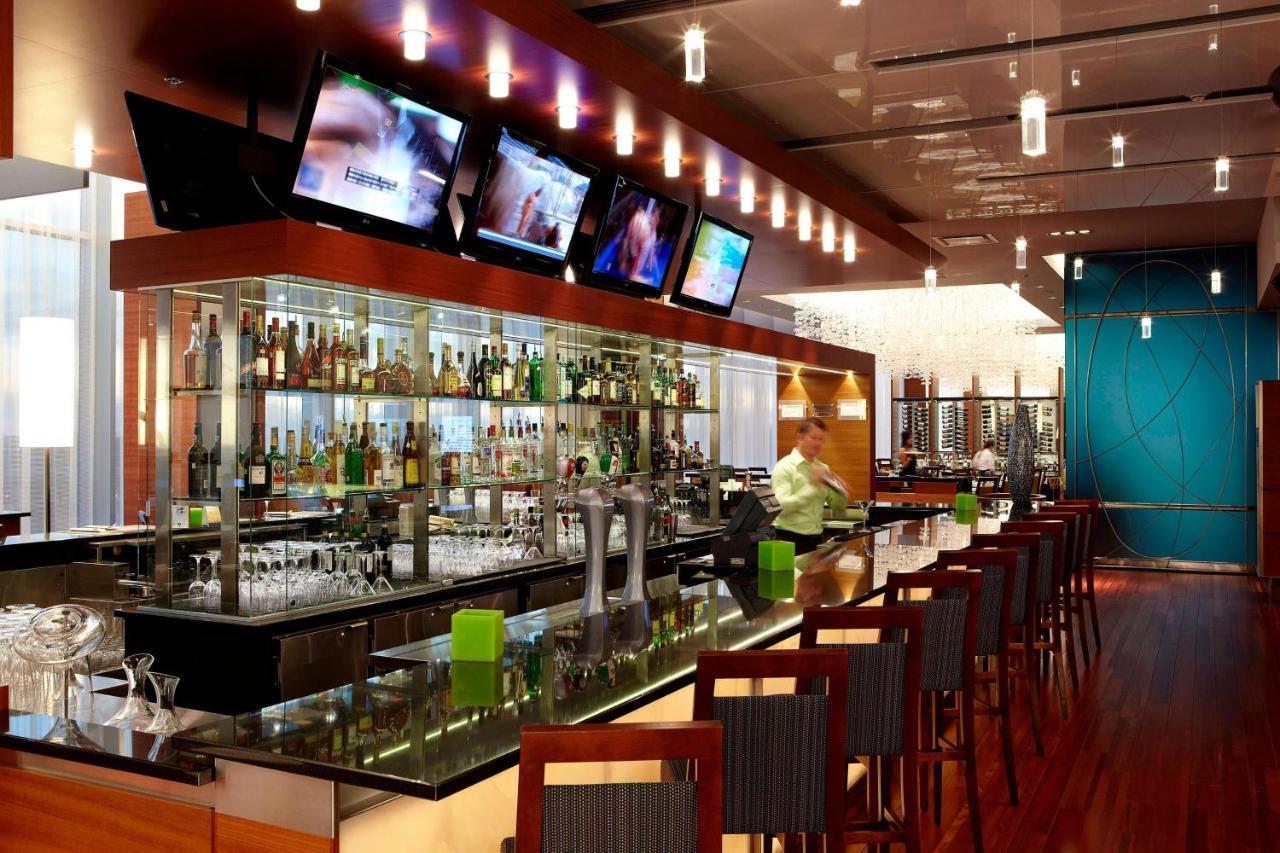 Marriott Montreal Airport In-Terminal Hotel Dorval Kültér fotó