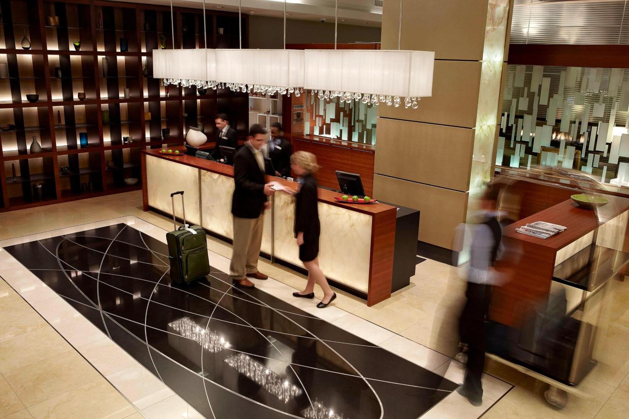 Marriott Montreal Airport In-Terminal Hotel Dorval Kültér fotó
