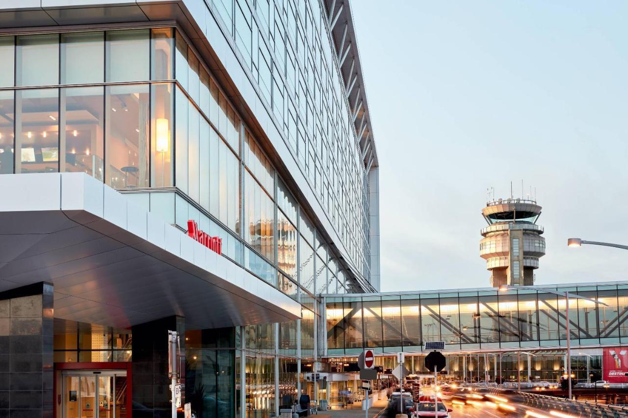 Marriott Montreal Airport In-Terminal Hotel Dorval Kültér fotó